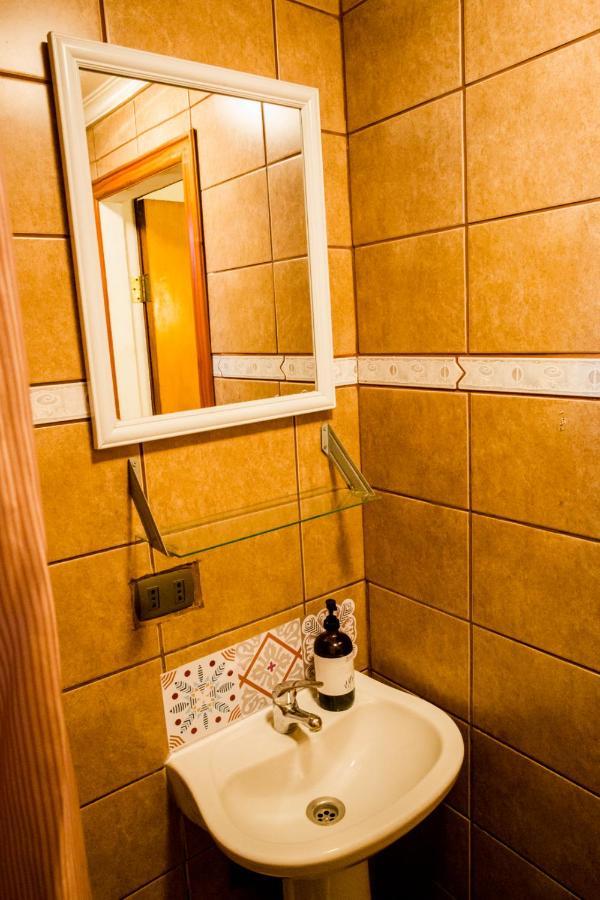 Hostal Mito 瓦尔帕莱索 外观 照片
